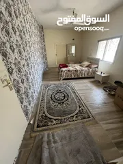  1 بيت للبيع  نظام. شقق. يصلح لعمل.Guest house   او للاجار فرصه. للاستثمار. من يبحث عن دخل شهري