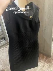  1 فساتين غير ملبوسة للبيع