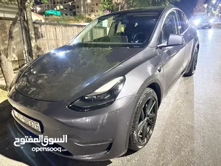  3 ‏TESLA MODEL Y  ‏LONG RANGE DUAL MOTOR 2022 البيع بسعر التكلفه على الفاتوره من بلادها.السعر عالتلفون