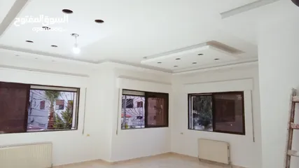  19 كافه عمال الدهانات وديكورات عزل رطوبه الون  رش حبيبات رش حديد رش بواب دقه بل عمل تسليم هندسه  الموعد