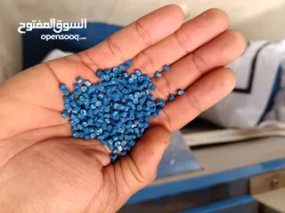  5 حبيبات بلاستيك HDPE حقن معاده تدويرها