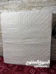  2 فرشه نوم مجوزه مستعمله 4اشعر وفي مجال بسعر