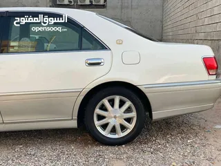  2 تويوتا كراون 2002