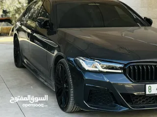  3 BMW 545e xDrive