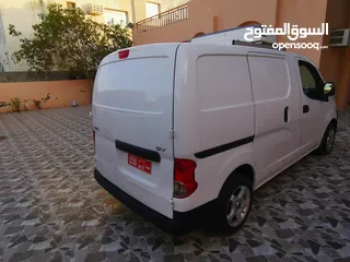  11 نيسان فان NV200