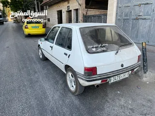  2 سيارة بيجو 205