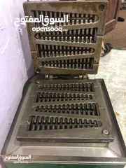  1 ماكينة وافل