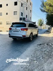 4 كيا سيورينتو ترخيص 2108 دهان شركه بالكامل  دفع رباعي 4x4