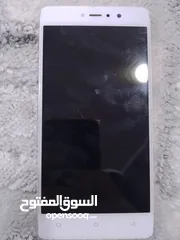  1 ايباد 6جهاز نضيف مستعمل 7اشهر الجهاز مابدل بي شي فقط الازكه جهاز العنوان بغداد البلديات الضباط