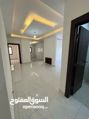 10 طابق ثاني في ضاحية الياسمين تشطيب حديث