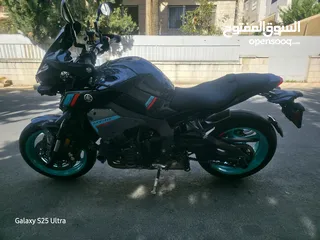 6 yamaha mt 10