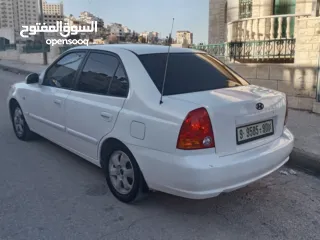  3 هونداي فيرنا يد الأول