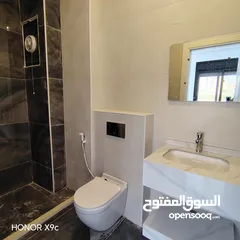  2 شقق للبيع في إربد الحي الشرقي نادي الضباط
