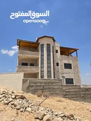  1 فيلا للبيع