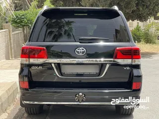  2 لاند كروز 2016 V8 فحص كامل ولا ملاحضه سياره وارد شركه وجميع صيانه الشركه فل كامل