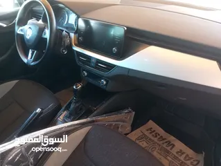  1 سكودا للبيع