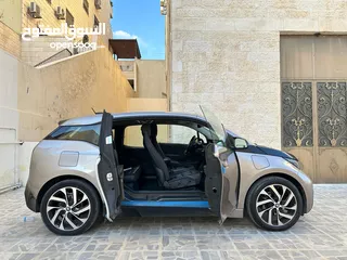  6 50 كم ماشيه دفعه 6500  قسط 200 بدون بنك BMW i3  شحن منزلي و كازيه نظام بنزين ريكس تيرا