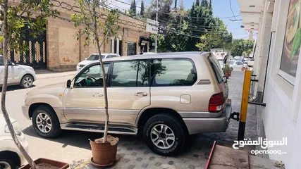  8 لكزس بازرعة LX470 بحالة الوكالة