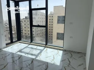  2 شقه فارغة للايجار في المصيون قرب  برافو