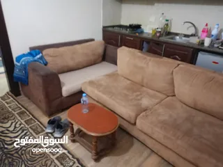  7 اثاث منزلي مستعمل للبيع