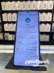  3 جلاكسي zflip4 مستعملة تب نضافه ولا اي خدش  بسعر حررررق