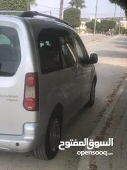  1 بيجو بارتنر فحص الف الف للبيع او البدل