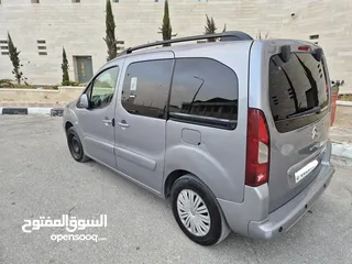  3 سيتروين بيرلنجو اوتوماتيك بحالة ممتازة