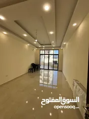  10 بتشطيب فندقي منطقة فلل في اجمل مناطق الحويطي خلف المدارس العالمية