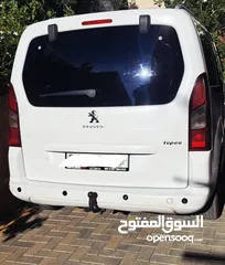  11 بيجو بارتنر 2017