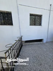  15 منزل مستقل 150 متر مع برنده وساحه ومدخل خاص وسطح كامل على ظهر منزل