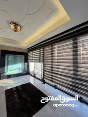  5 شقة ارضي للبيع في رجم عميش قرب قمة ايفرست