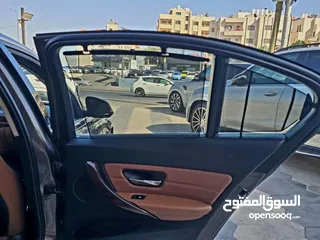  13 BMW 320i 2012 2000cc Luxury  جميع المواصفات
