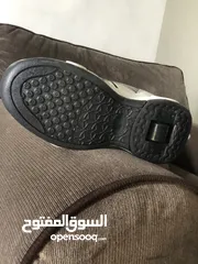  28 أحذية ستاتي جلد طبيعي نوعيات ممتازة مقاسات مختلفة بحال الجديد للبيع
