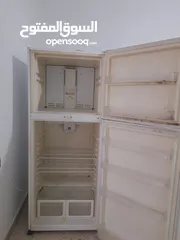  1 ثلاجة General للبيع بحاله جيده بحاجه لتشيك وصيانه خفيفه والسعر ممتاز 80