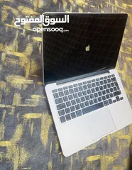  9 Apple MacBook Pro 2015