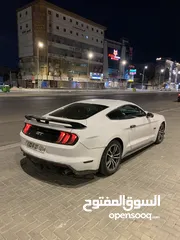  3 موستنك v6 لون ابيض