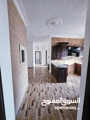  2 شقة للبيع في طبربور / مقبال وزراة الصحة