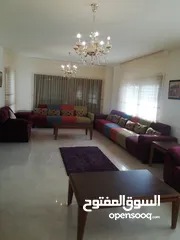  19 شقة 310م ارضية مميزة في دير غبار طابقية للايجار او البيع