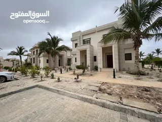  1 Timely construction of properties in Salalah with a 4-year payment plan افخم فلل بموقع مميز في صلاله