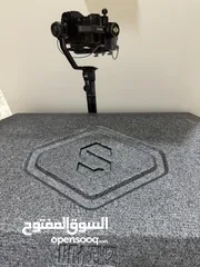  1 ‏Zhiyun Crane 2 gimbal  بحاله ممتازه