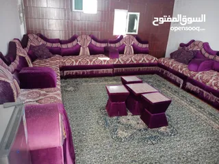 3 طقم كورنر مستعمل بحاله جيده