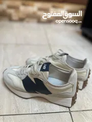  2 New balance 327