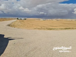  2 ارض للبيع في قويره مطار الملكه علياء 3400 م
