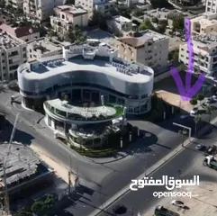  1 ارض في الدوا السادس بموقع مميز جدا للاستثمار .