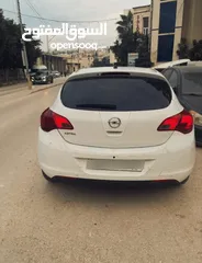  2 أوبل أسترا للبيع غير قانوني بحالة الجديد