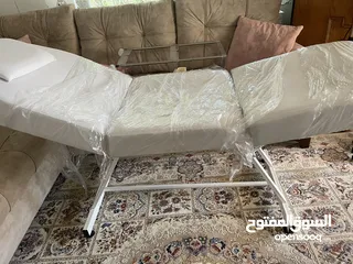  2 كرسي بشره بحاله ممتازه