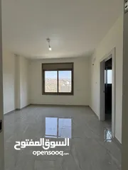  17 شقة مميزة 200 متر 3 غرف ماستر للبيع