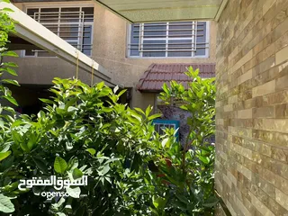  18 بيت للبيع في حي اور 164 متر شارع السنتر قرب جامع الودود