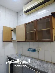  24 بيت عربي للايجار في عجمان منطقه الرميله مع مكيفات