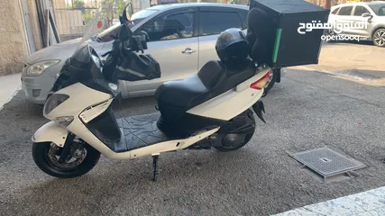  3 SYM Joyride 200i evo